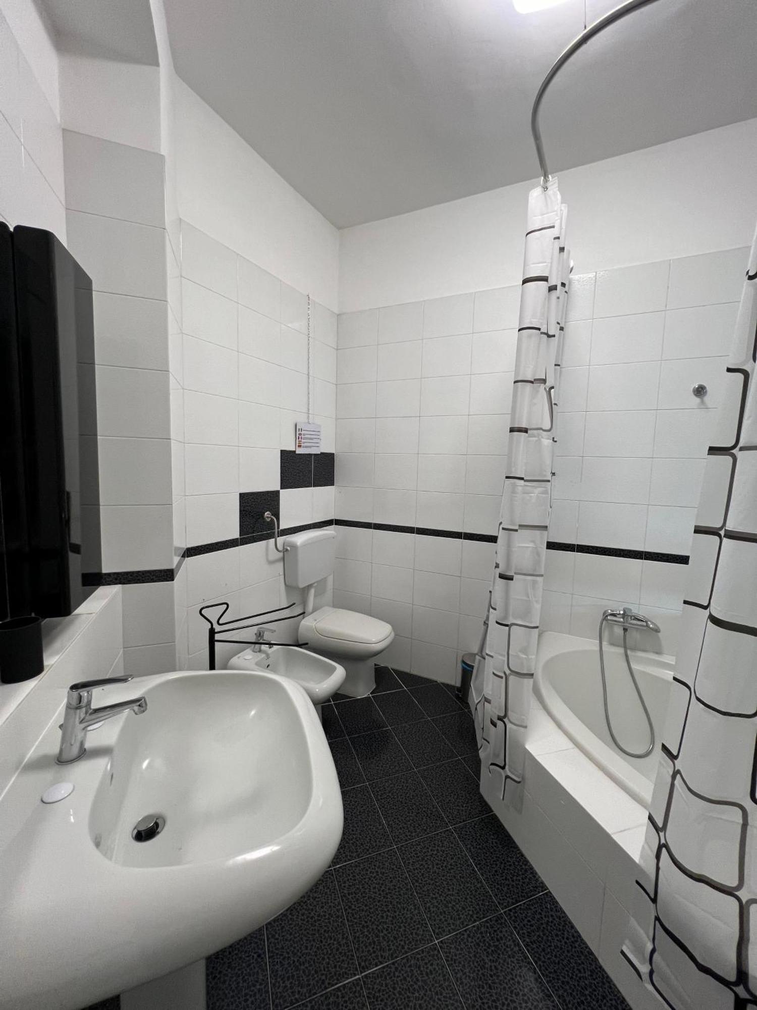 Settetrequattro Rooms Сиракуза Екстериор снимка